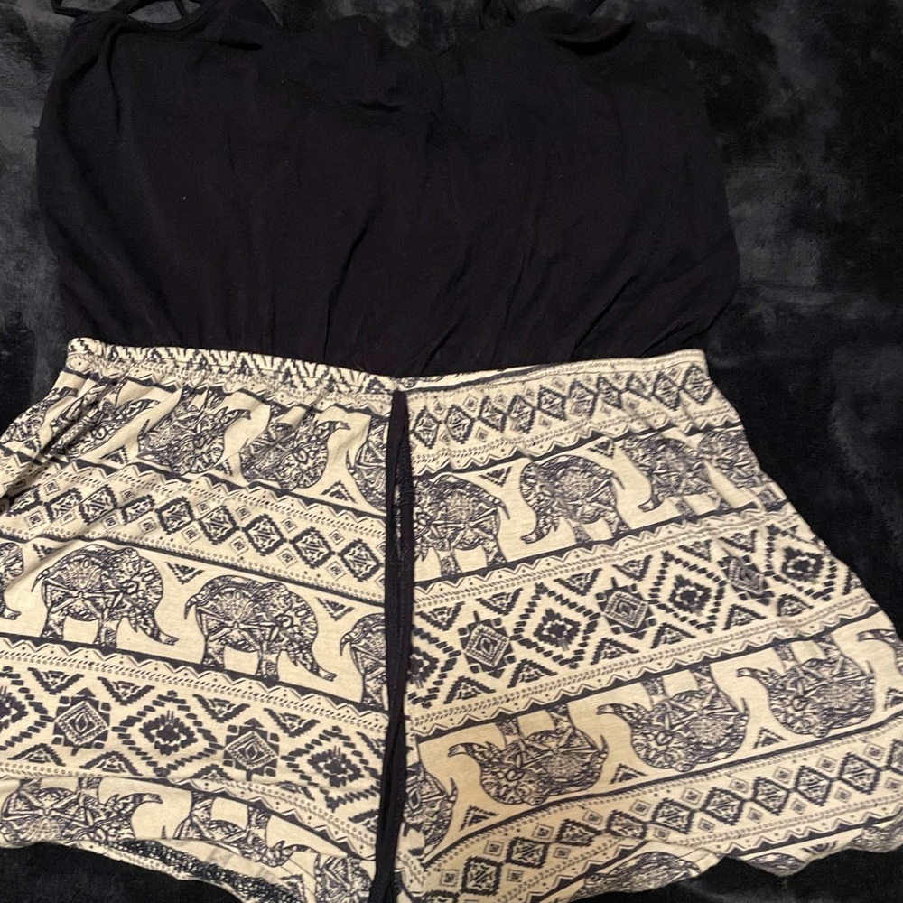 Rue 21 sm/med romper with elephant pattern on bottom